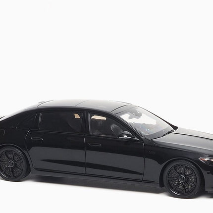 https://www.mydiecastcars.com/wp-content/uploads/2024/10/mercedes-maybach-black-almost-real-1.jpg