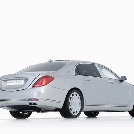 https://www.mydiecastcars.com/wp-content/uploads/2018/12/mercedes-maybach-s-class-silver-2.jpg