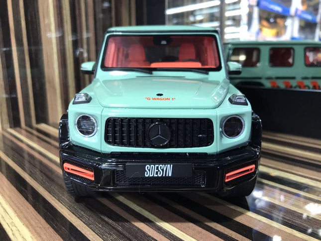 GT Spirit 1/18 Mercedes-Benz G63 AMG Resin Model Tiffany Black - studio product photo of the scale model