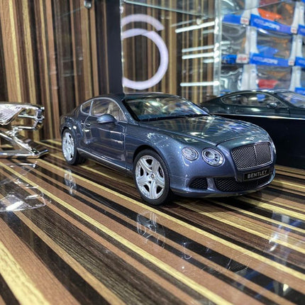 Minichamps 1/18 Bentley Continental GT 2015 Diecast Model Steel Blue - detailed collector display model