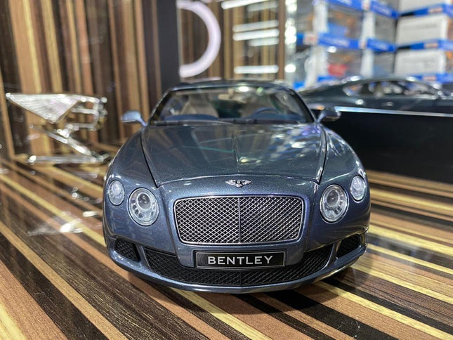 Minichamps 1/18 Bentley Continental GT 2015 Diecast Model Steel Blue - studio product photo of the scale model