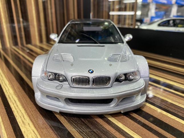 Minichamps BMW M3 GTR 2001 1:18 Silver Diecast Model - studio product photo of the scale model