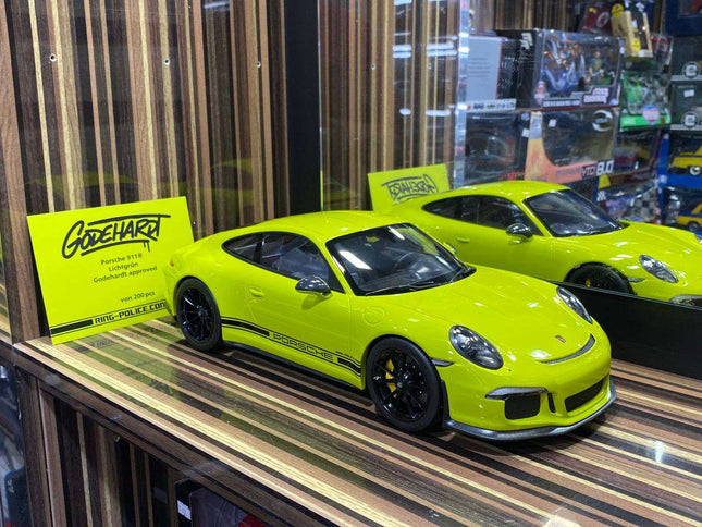 Minichamps Porsche 911 R 2016 1/12 Diecast Model Car Acid Green - detailed collector display model