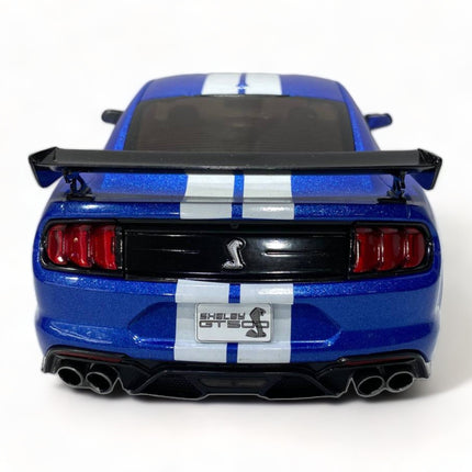 Solido Ford Shelby GT500 1/18 Diecast Model Car Striking Blue - scale model for display