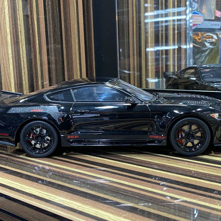 1/18 Diecast Ford Mustang Shelby GT500 Dragon Snake Black GT Spirit Model Car - fine detailed model replica