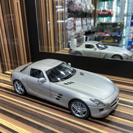 Minichamps Mercedes-Benz SLS 1/18 Diecast Model Matt Silver - detailed collector display model