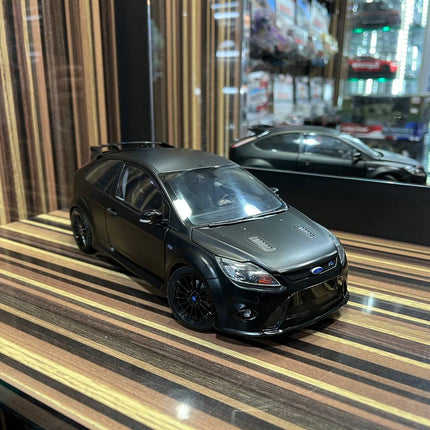 Minichamps Ford Focus RS500 1/18 Diecast Model All Opening Matt Black - detailed collector display model