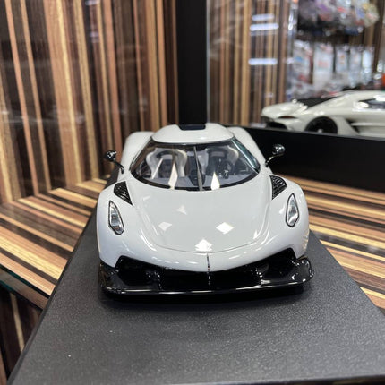 GT Spirit Koenigsegg Jesko Absolut 1/18 Resin Model Grey - showroom-quality model replica