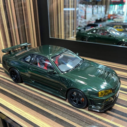 MotorHelix Nissan Skyline GT-R34 Nismo 1/18 Diecast Model Dark Green - detailed collector display model