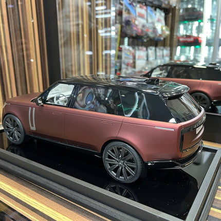 MotorHelix Range Rover - 1/18 Resin Model, No Opening - Matt Dark Red - premium collector scale model