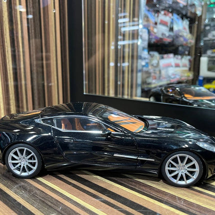 AutoArt Aston Martin One-77 Black 1:18 Diecast Model Car - collectible scale model car