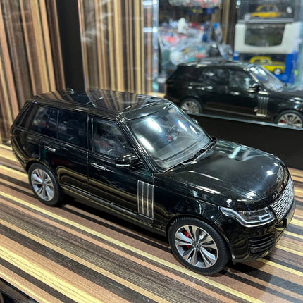 LCD Model Land Rover Range Rover Black 1:18 Diecast Model Car - detailed collector display model