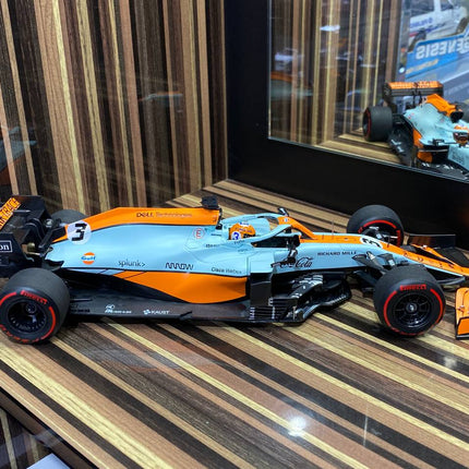 Minichamps 1/18 McLaren MCL35M Daniel Ricciardo Monaco GP 2021 Gulf - premium collector scale model