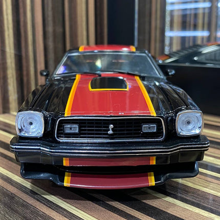 Greenlight Ford Mustang Cobra 2 1978 1/18 Diecast Model Car Silver - collectible scale model car