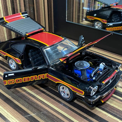 Greenlight Ford Mustang Cobra 2 1978 1/18 Diecast Model Car Silver - premium collector scale model
