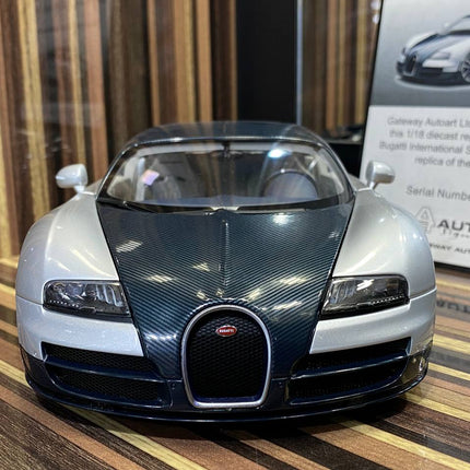 AutoArt Bugatti Veyron 16.4 Super Sport Dark Blue 1:18 Diecast Model Car - fine detailed model replica