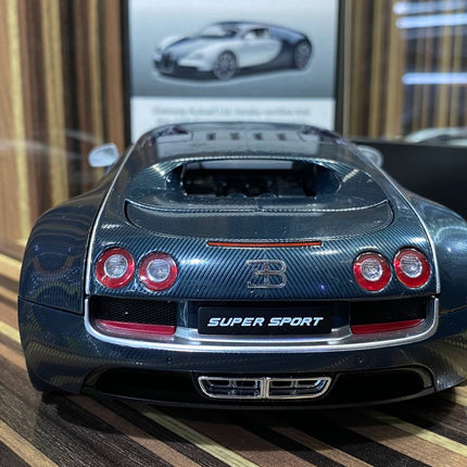 AutoArt Bugatti Veyron 16.4 Super Sport Dark Blue 1:18 Diecast Model Car - scale model for display