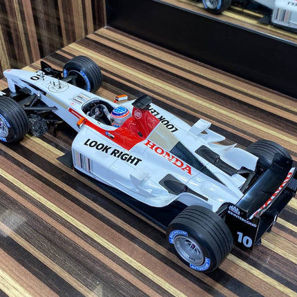 Minichamps 1/18 Honda B-A-R Presentation #10 T. Sato 200 Diecast Model Car - collectible scale model car