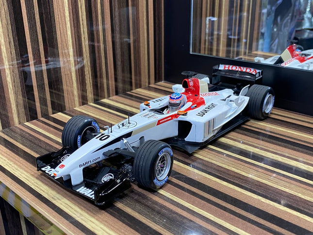Minichamps 1/18 Honda B-A-R Presentation #10 T. Sato 200 Diecast Model Car - detailed collector display model