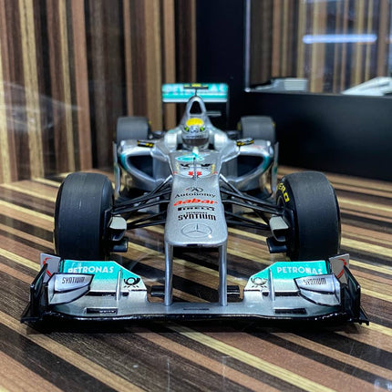 Minichamps Mercedes-Benz GP Petronas F1 MGP W02 #8 N. Rosberg 2011 1/18 Diecast Silver - showroom-quality model replica