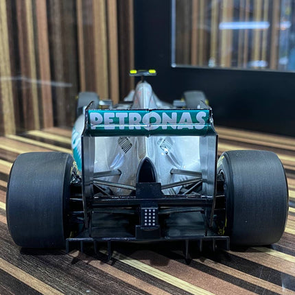 Minichamps Mercedes-Benz GP Petronas F1 MGP W02 #8 N. Rosberg 2011 1/18 Diecast Silver - collector edition scale model