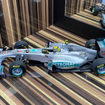Minichamps Mercedes-Benz GP Petronas F1 MGP W02 #8 N. Rosberg 2011 1/18 Diecast Silver - collectible scale model car