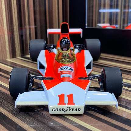 Minichamps McLaren Ford M23 #11 J. Hunt 1976 1/18 Diecast Model - showroom-quality model replica