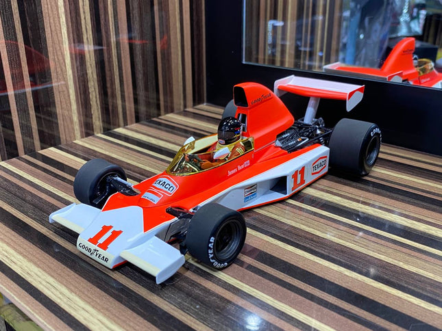 Minichamps McLaren Ford M23 #11 J. Hunt 1976 1/18 Diecast Model - detailed collector display model