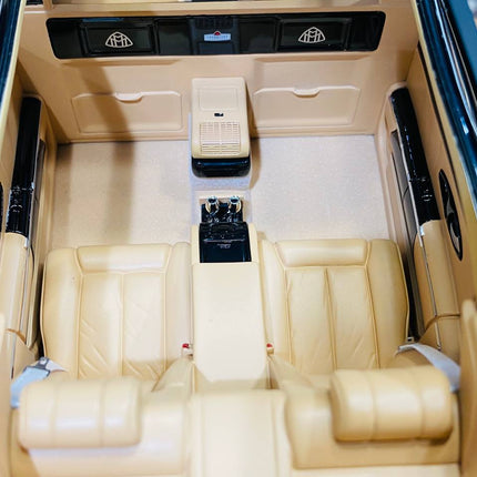 Motor Helix 1/18 Mercedes-Benz Maybach 62S Landaulet Metallic Black Resin Model - scale model collectible piece