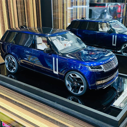MotorHelix 1/18 Range Rover Autobiography 2022 Resin Model Blue Limited Edition - detailed collector display model