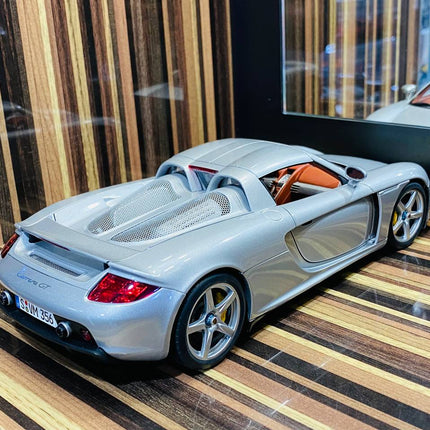 AutoArt Porsche Carrera GT Silver 1:18 Diecast Model Car - fine detailed model replica