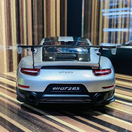 AutoArt Porsche 911 GT2 RS (991.2) GT Silver 1:18 Diecast Model Car - showroom-quality model replica