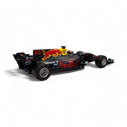 Bburago 1/18 Red Bull Racing RB13 Max Verstappen Diecast Model Car - premium collector scale model