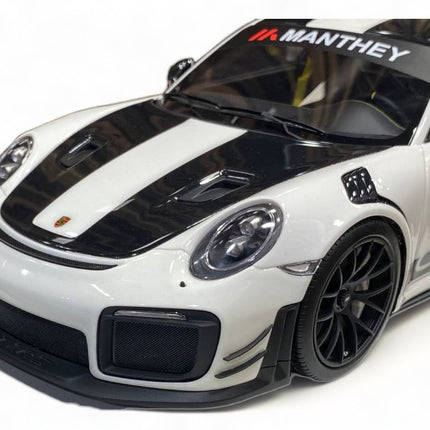 DINO Porsche 911 GT2 RS MR 1/18 Luminous Blue Limited Edition Diecast Model Car - collector edition scale model