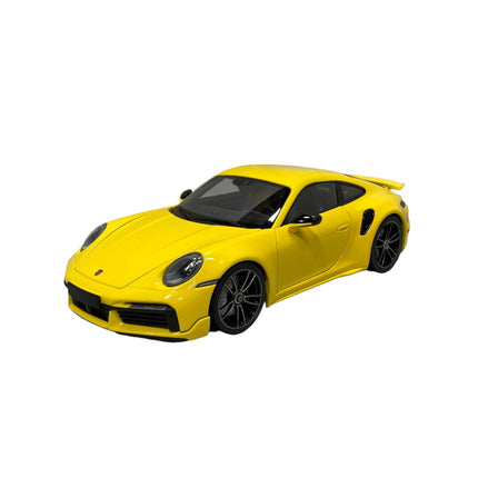 Minichamps Porsche 911 (992) Turbo S Coupe Sport Design 1:18 Yellow 2021 - detailed collector display model