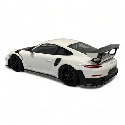 Minichamps Porsche 911 GT2 RS 2018 1:18 White Diecast Model Car - collectible scale model car