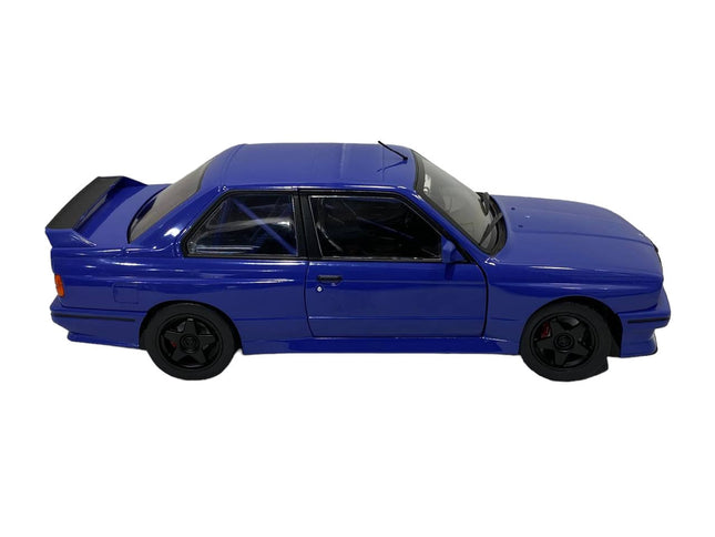 Solido BMW M3 E30 1:18 Blue Diecast Model Car - studio product photo of the scale model