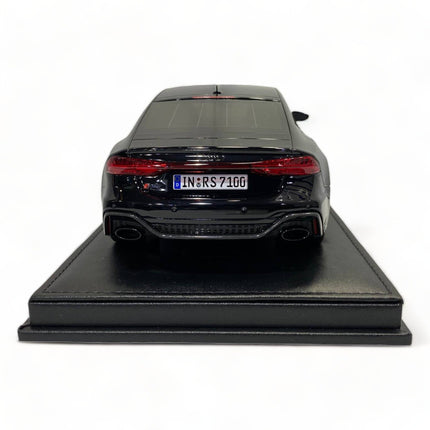 Motor Helix Audi RS 7 Avant 1:18 Diecast Model Car Black - scale model for display
