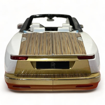 Motor Helix 1:18 Rolls-Royce Boat Tail White Diecast Model - scale model for display