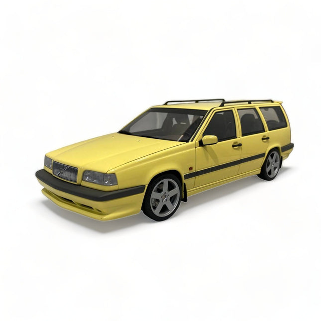 AutoArt Volvo 850 T-5R Estate 1995 Cream 1:18 Diecast Model Car - detailed collector display model