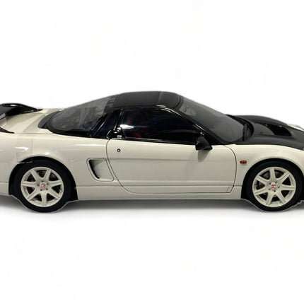 AutoArt Honda NSX-R NA2 Elegant White 1:18 Diecast Model Car - fine detailed model replica