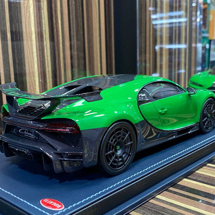 MR Collection Models Bugatti Chiron Pur Sport 1/18 Green Resin Model - scale model for display
