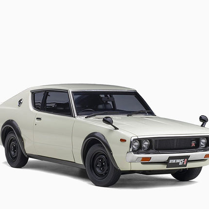 https://www.mydiecastcars.com/wp-content/uploads/2023/01/nissan-skyline-2000-white-1.jpg