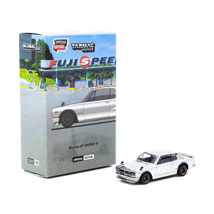 https://cdn.shopify.com/s/files/1/0504/9925/6496/files/nissan-skyline-ht-2000gt-r-rhd-right-hand-drive-silver-chrome-japan-special-edition-global64-series-164-diecast-model-car-by-tarmac-works-952993.jpg?v=1756087108