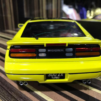 LCD Model Nissan 300ZX Turbo Yellow 1:18 Resin Model Car - collectible scale model car
