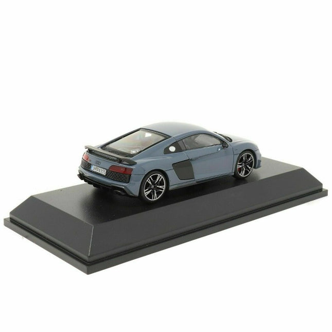 Audi R8 Coupé 2019 Kemora Grey 1:43 model car – rear three-quarter view
