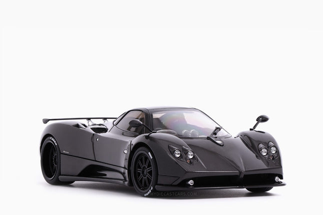 https://www.mydiecastcars.com/wp-content/uploads/2023/05/pagani-zonda-carbon-gloss-almost-real-1w.jpg