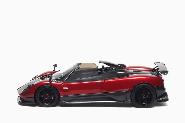 https://www.mydiecastcars.com/wp-content/uploads/2024/11/pagani-zonda-cinque-roadster-red-2.jpg