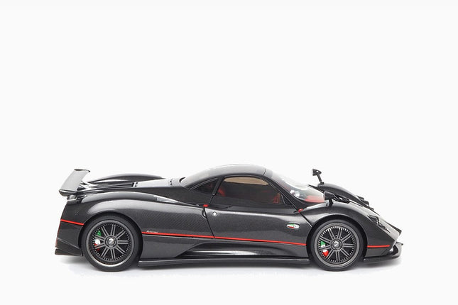 https://www.mydiecastcars.com/wp-content/uploads/2024/05/pagani-zonda-f-carbon-redstripe-almost-real-2.jpg