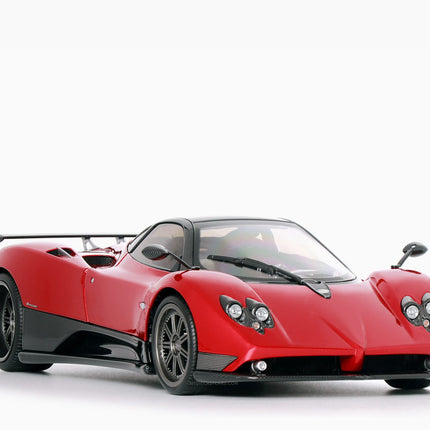 https://www.mydiecastcars.com/wp-content/uploads/2023/12/pagani-zonda-f-red-almost-real-1w.jpg